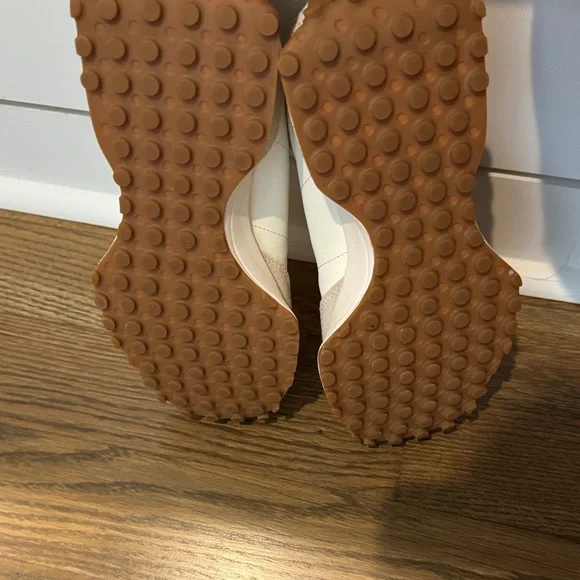 Woman Cream and dark navy Sneakers - Picture 4 of 4